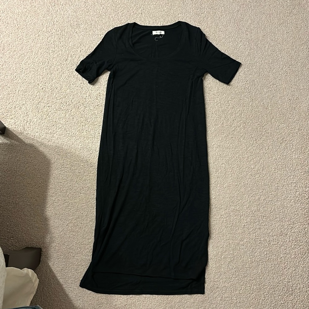 Madewell black midi dress in size XXS